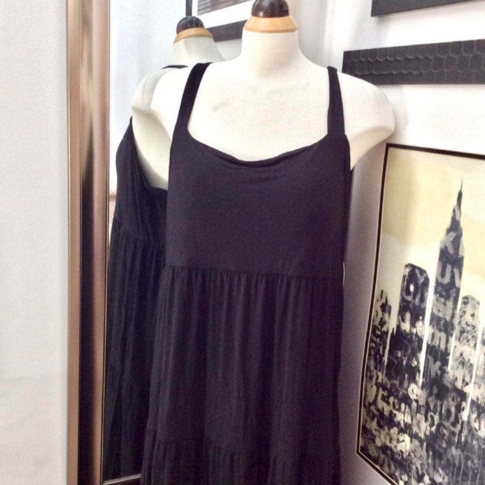 Black Layered Ruffle Dress - Picture 2 of 13